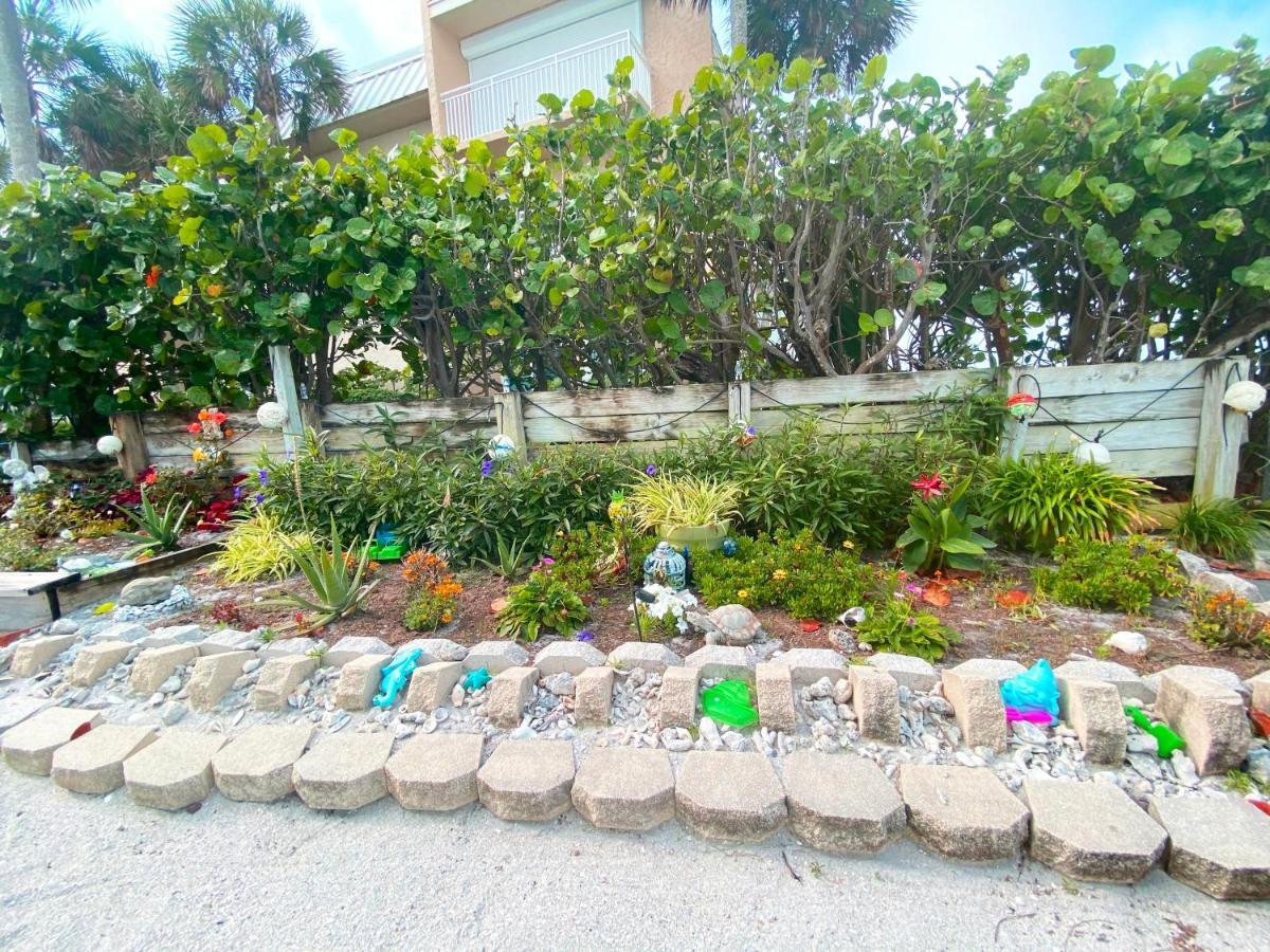 Nautical Watch Aparthotel Belleair Beach Εξωτερικό φωτογραφία