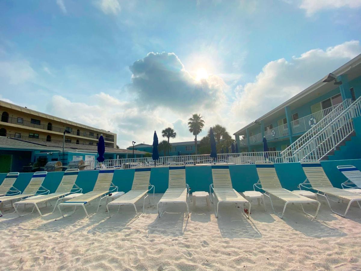 Nautical Watch Aparthotel Belleair Beach Εξωτερικό φωτογραφία