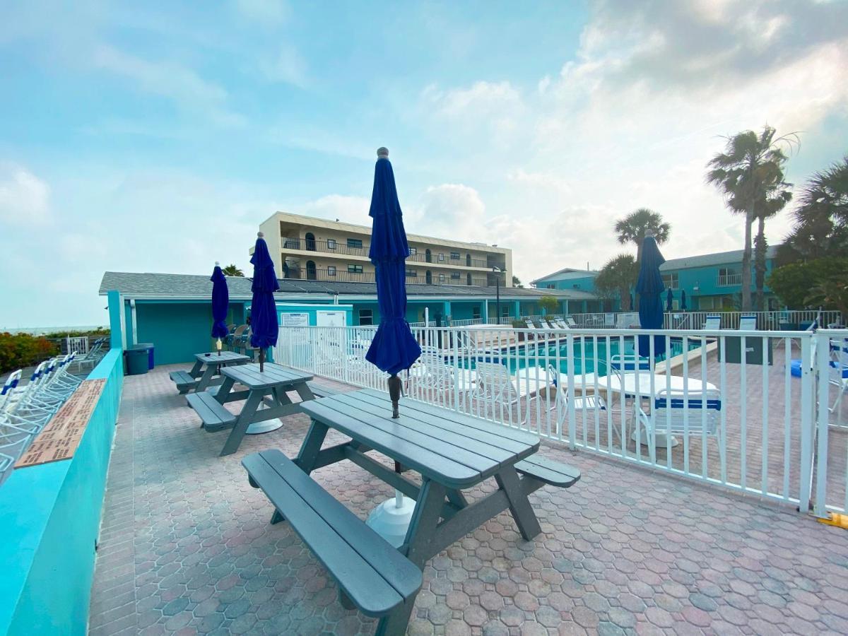 Nautical Watch Aparthotel Belleair Beach Εξωτερικό φωτογραφία