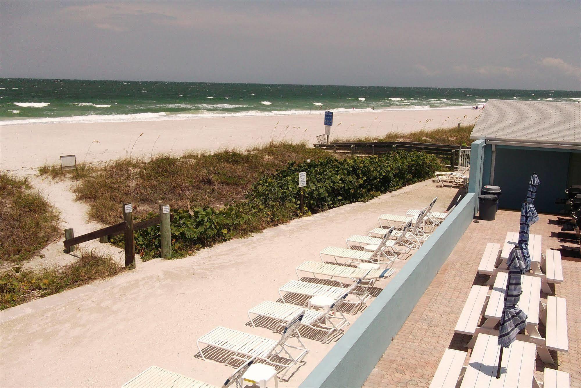 Nautical Watch Aparthotel Belleair Beach Εξωτερικό φωτογραφία